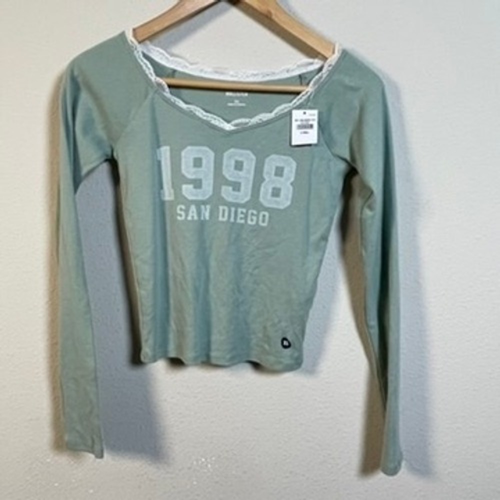 Hollister Long Sleeve Top Women XS Sage Green Lace Trim 1998 San Diego Graphic